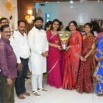 🛑सावंतवाडी न.पा.च्या नवनिर्वाचित सभापती सौ.मोहिनी मडगांवकर यांना सौ. वेदिका परबांनी दिल्या शुभेच्छा.