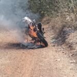 🛑चालती दुचाकी अचानक आग लागून पेट घेते तेव्हा.?