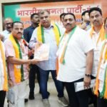 🛑सिंधुदुर्ग जिल्ह्याचा पंडित दीनदयाळ उपाध्याय प्रशिक्षण  अभियानाचा १४ मंडलाचा अहवाल अभियान जिल्हा संयोजक प्रसंन्ना देसाई यांज कडुन प्रदेशाध्यक्ष रविंद्र चव्हाण यांना सुपूर्द..