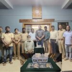 🛑कुडाळमध्ये वनविभागाची मोठी कारवाई: ‘मसुरकर जेम्स’मधून बिबट्याची नखे आणि दातांसह लाखाचा मुद्देमाल जप्त; आरोपीला दोन दिवसांची वनकोठडी.